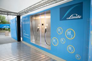 Mobil hidrogéntöltő állomás a Linde Gáz Magyarország Zrt. budapesti telephelyén