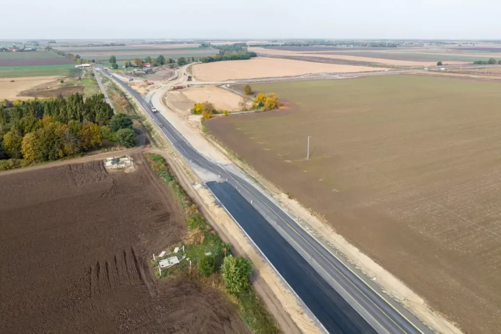 Hamarabb, még idén elkészülhet a 33-as főút 2x2 sávosítása