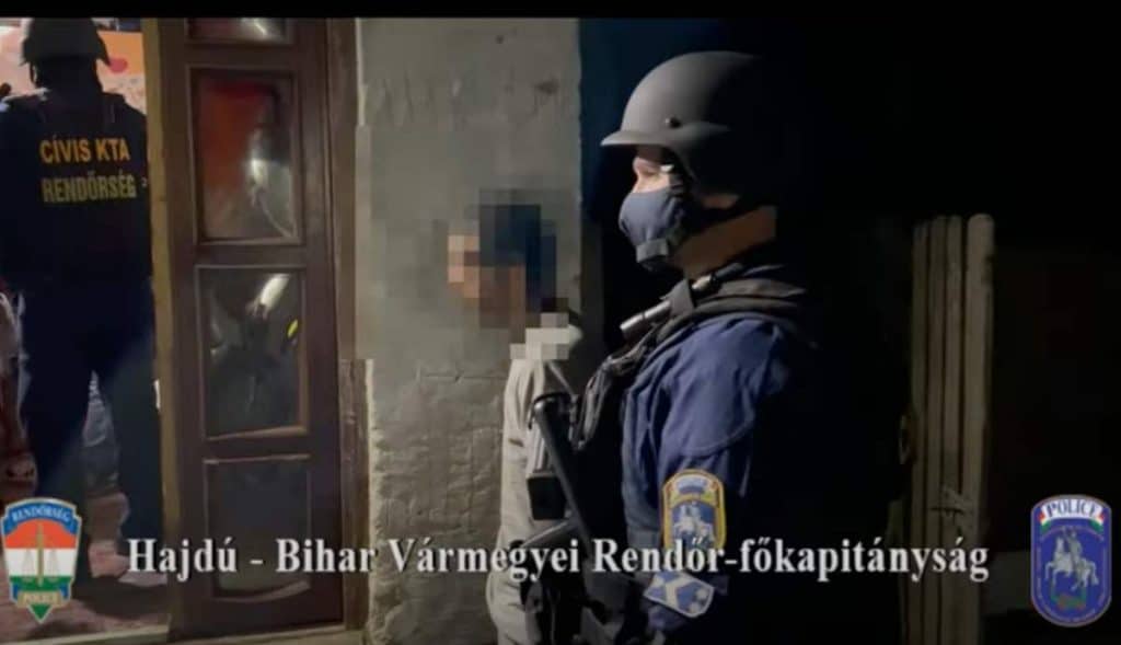 Fiatal lányokat kényszerítettek prostitúcióra - lecsapott rájuk a rendőrség